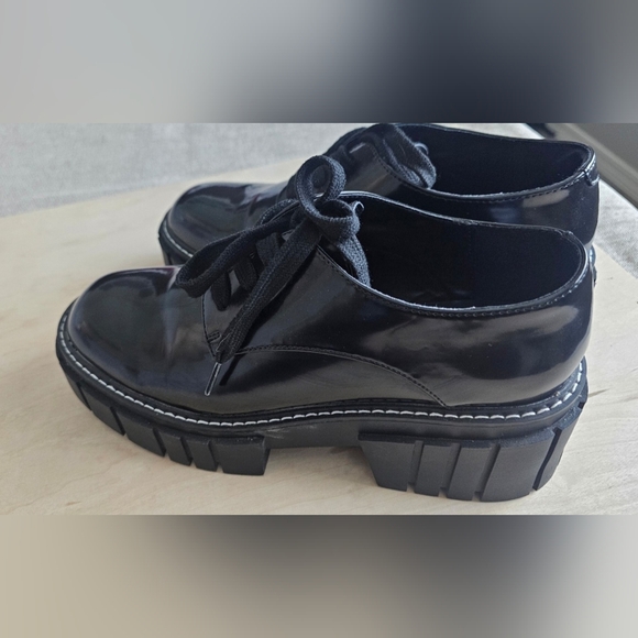 Madden Girl Black Platform Oxford - Picture 2 of 5
